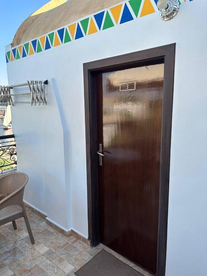 Mastonkel Hotel Aswan Eksteriør billede