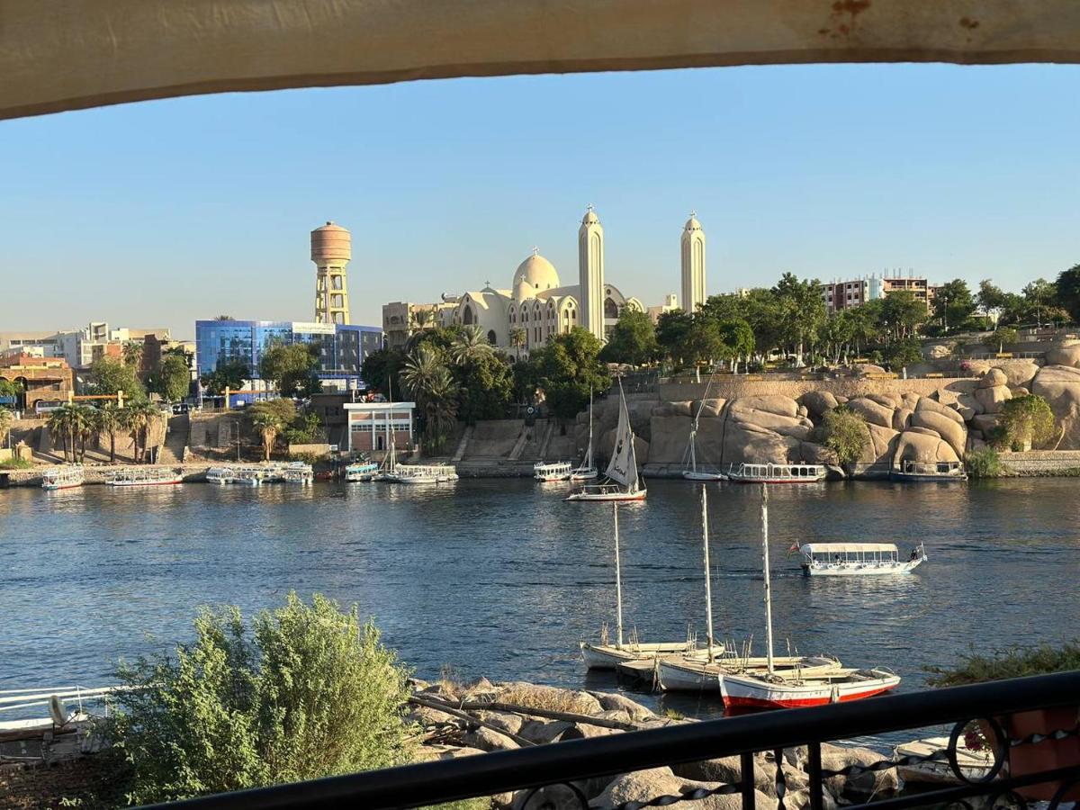 Mastonkel Hotel Aswan Eksteriør billede