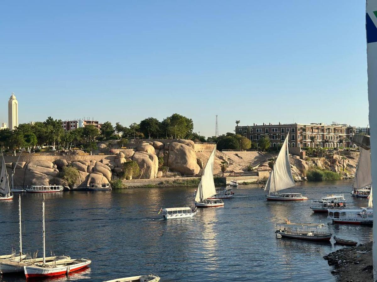 Mastonkel Hotel Aswan Eksteriør billede