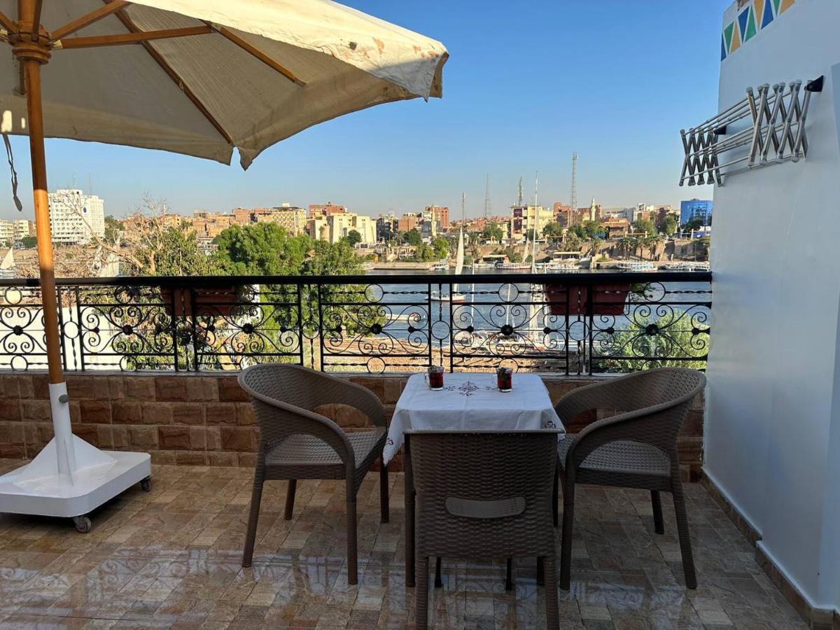 Mastonkel Hotel Aswan Eksteriør billede