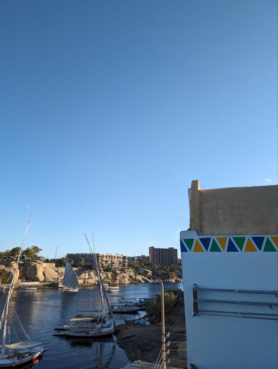 Mastonkel Hotel Aswan Eksteriør billede